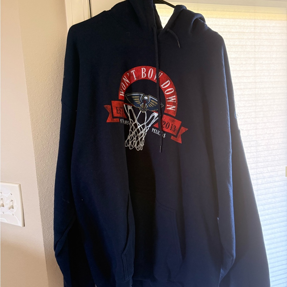 NWOT NBA Navy Blue New Orleans Pelicans Hoodie